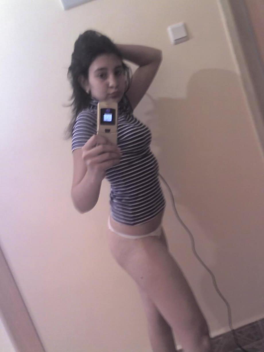 25P Bulgarian Teen Selfshot