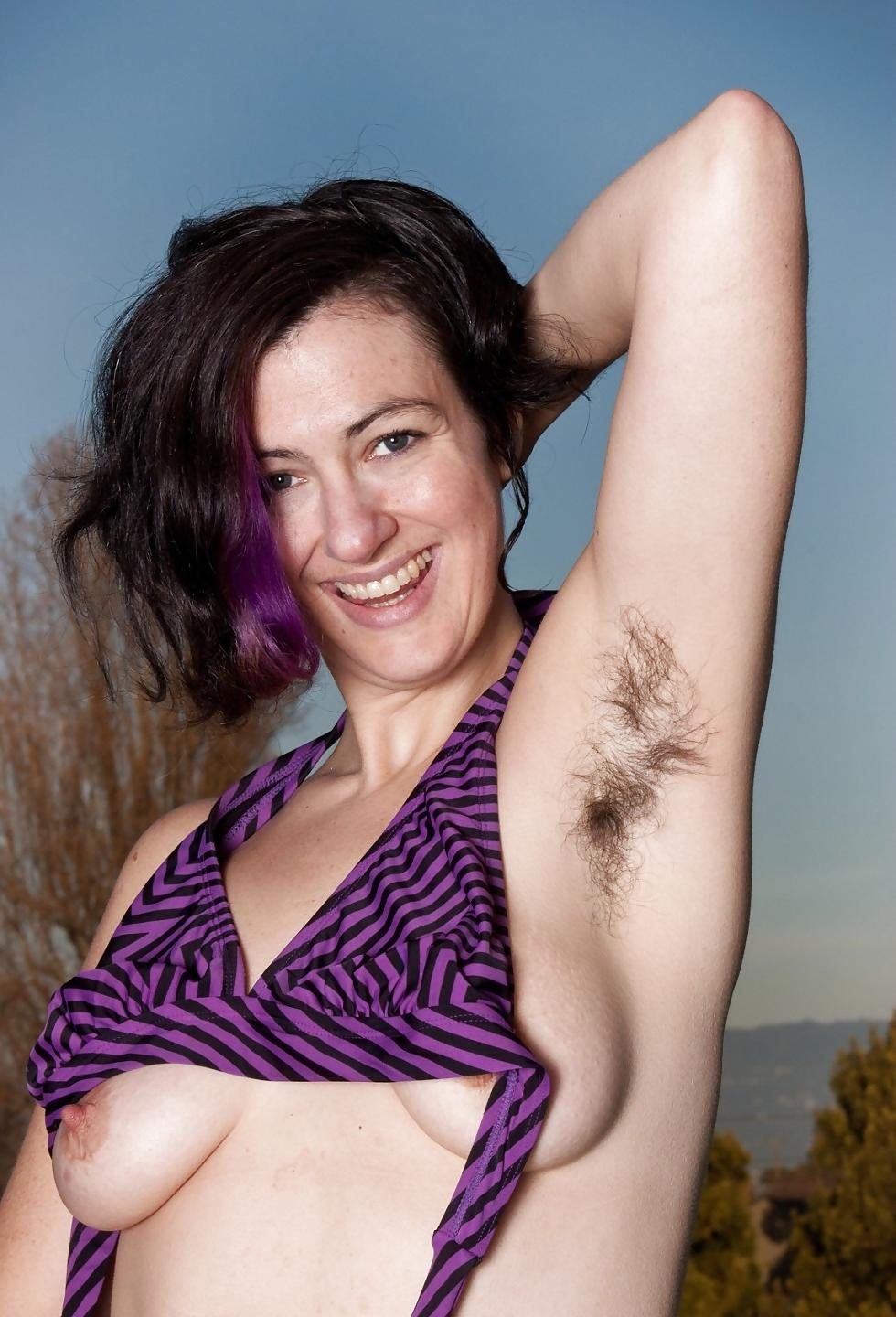 20P Hairy Armpits - Sadie Lune