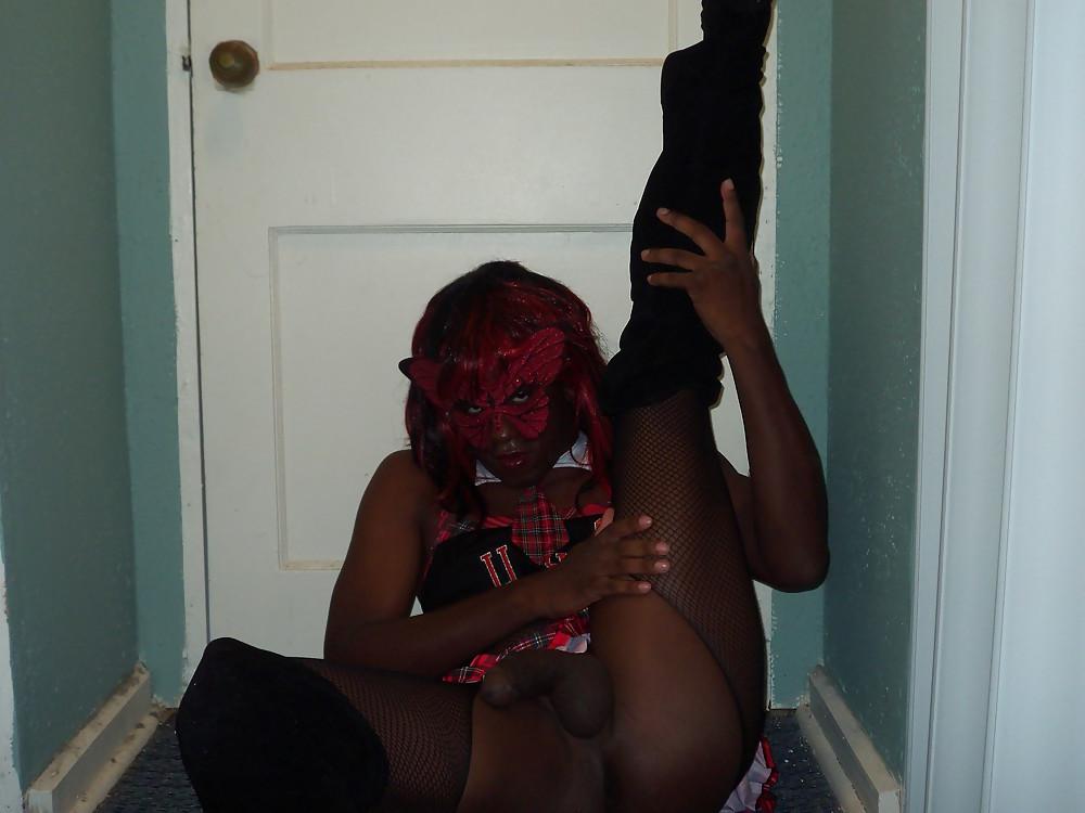 25P Slutty School Girl