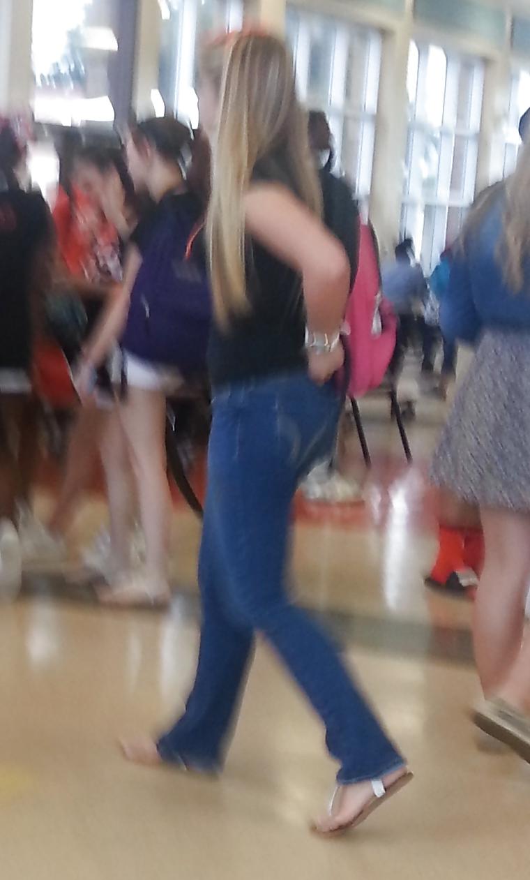 20P Candid Blonde Teen Ass in Tight Flare Jeans