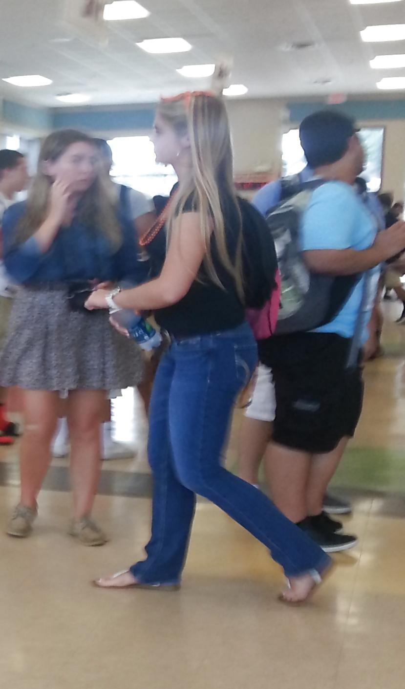 20P Candid Blonde Teen Ass in Tight Flare Jeans
