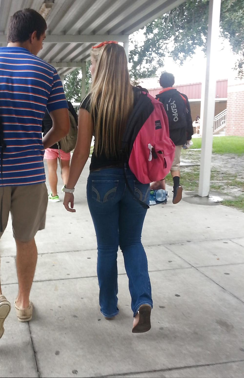 20P Candid Blonde Teen Ass in Tight Flare Jeans