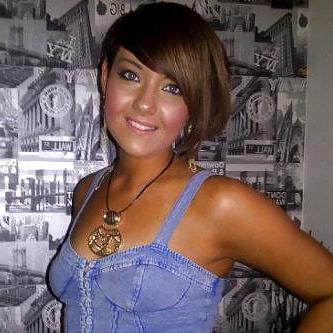 25P Facebook wanking material