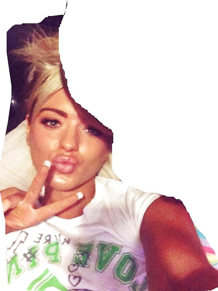 25P Facebook wanking material