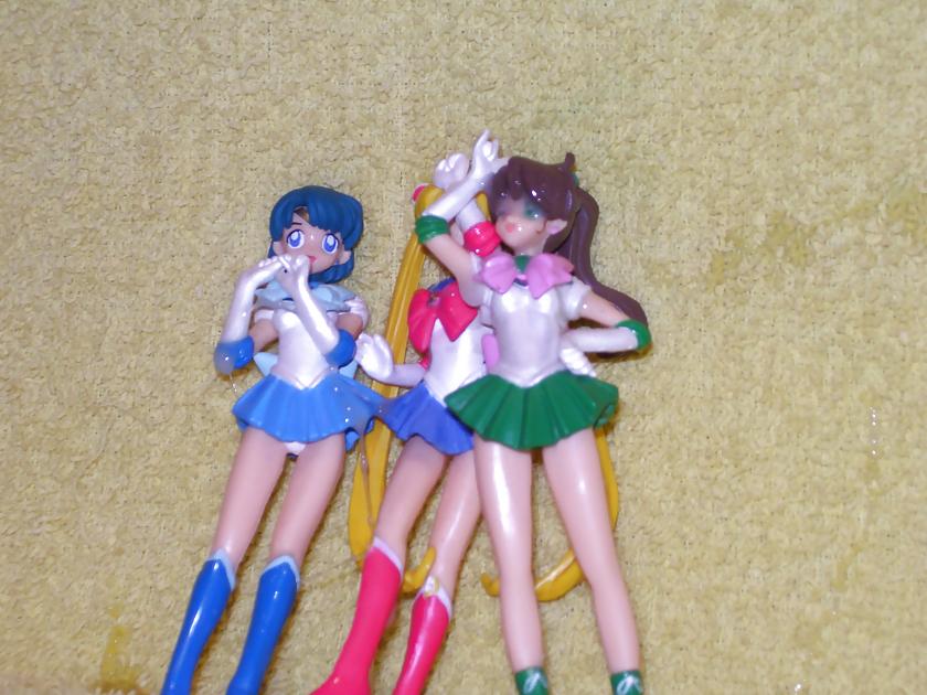 9P Yellow Towel - Sailor Scout Threesome pt2