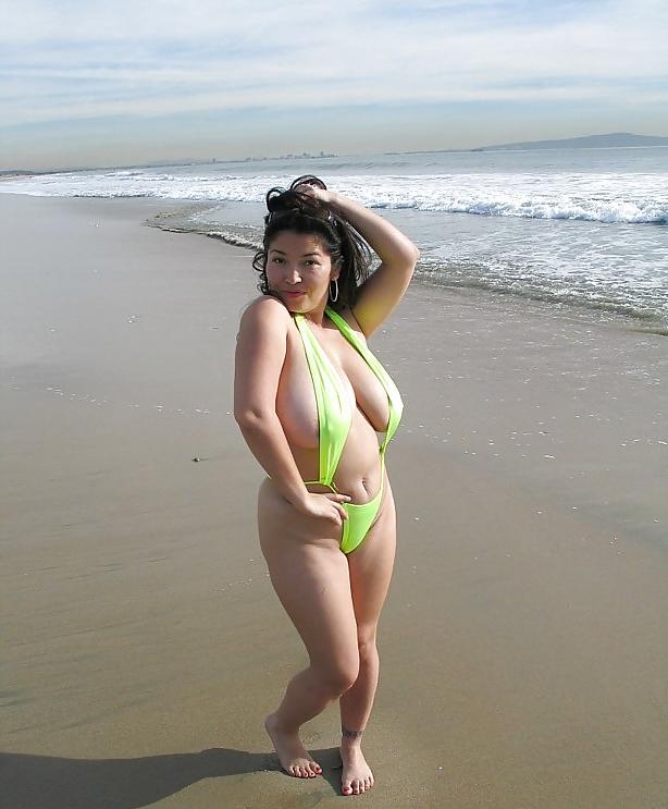 25P Big tit latin mama 5