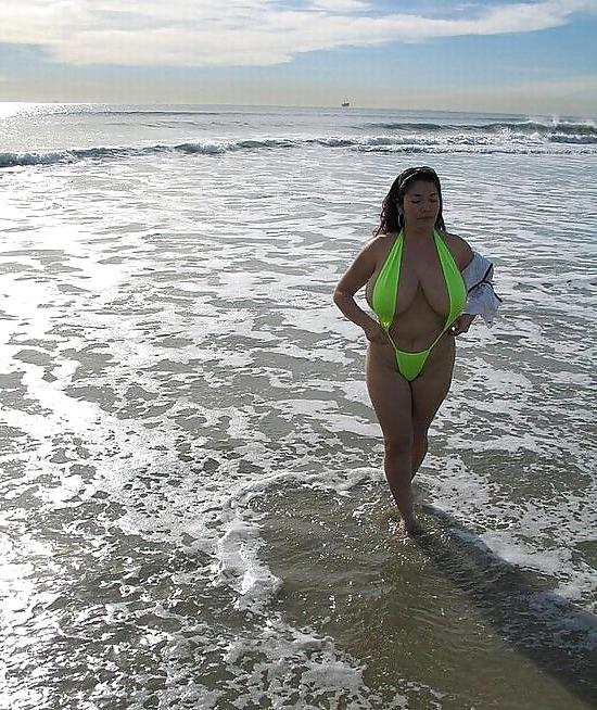 25P Big tit latin mama 5