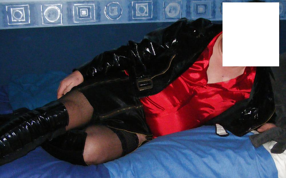 9P Fav satin mini