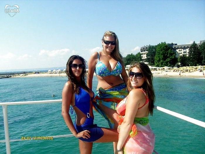 24P Busty Bulgarian Woman 12