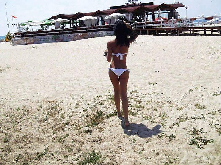 25P Bulgarian amateur girls ass pt.5