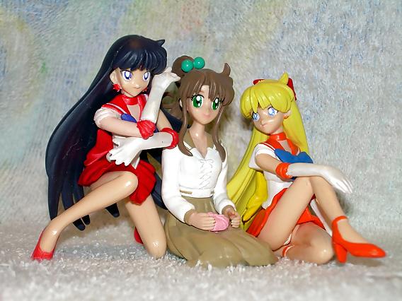 8P Yellow Towel - Sailor Scout Threesome