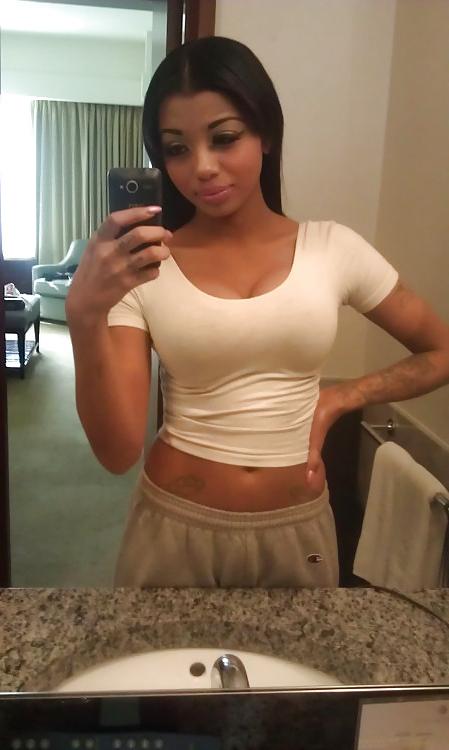 25P (NEW) LATINA GOODNESS VOL.1