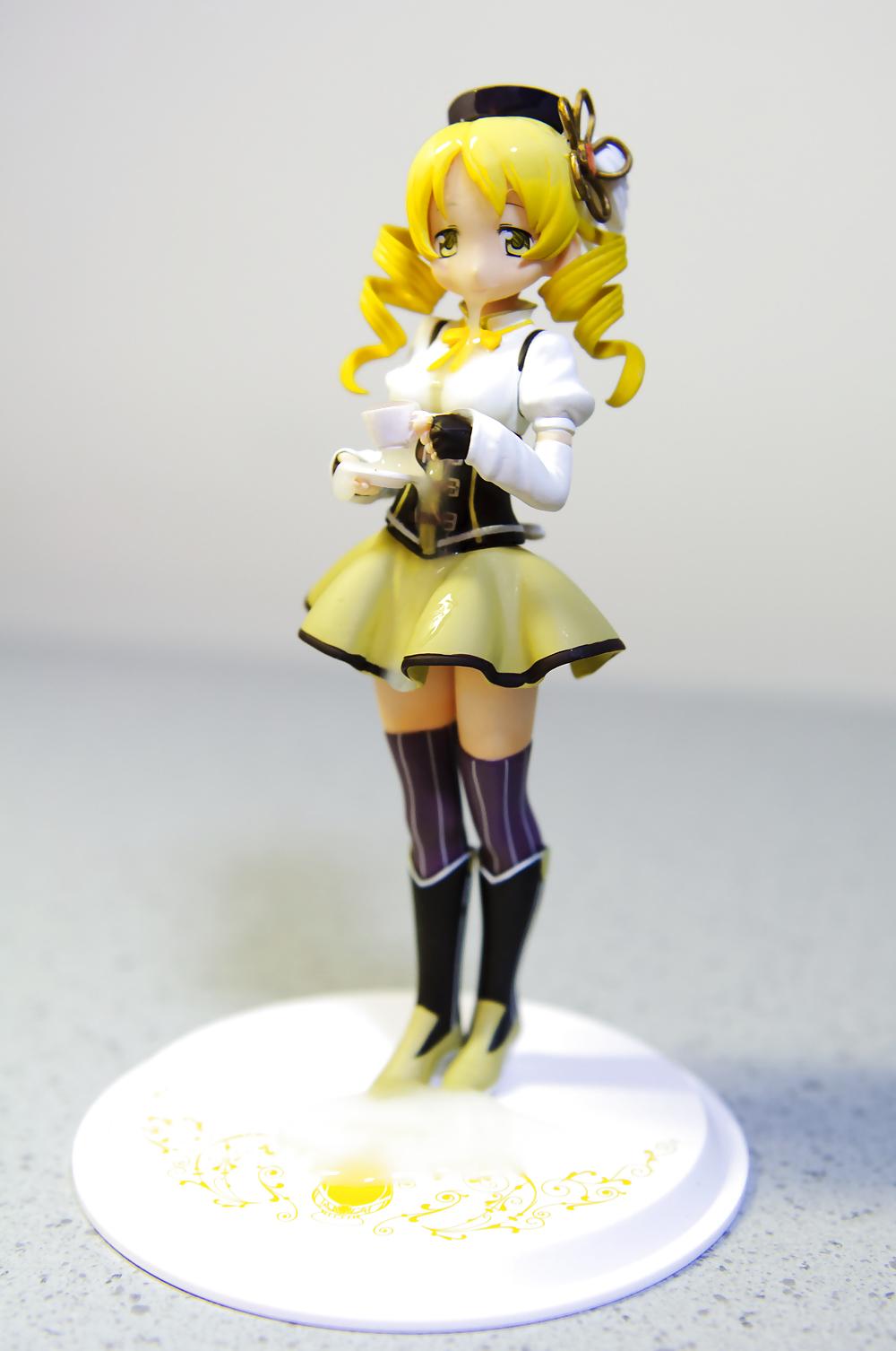9P Tomoe Mami Figure Bukkake 