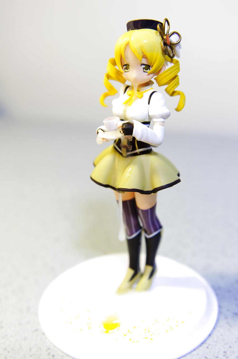 9P Tomoe Mami Figure Bukkake 
