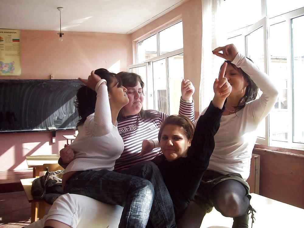 25P Bulgarian School Girls