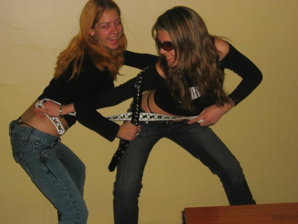 25P Bulgarian School Girls