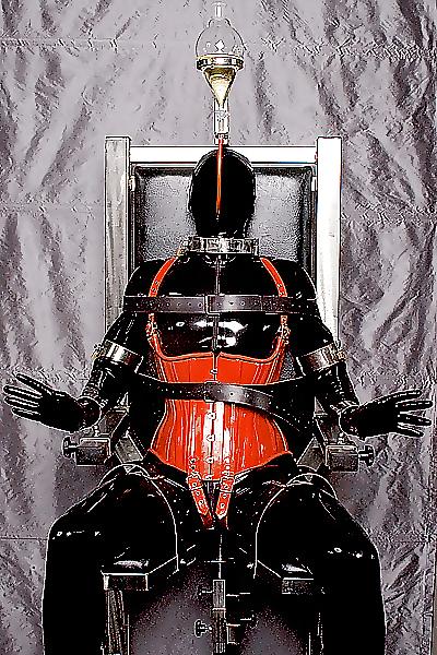 17P Latex Slaves