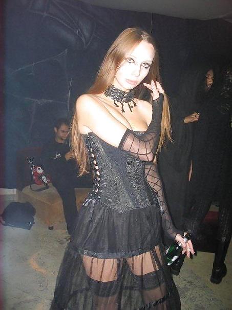 21P Bulgarian Goth Girls