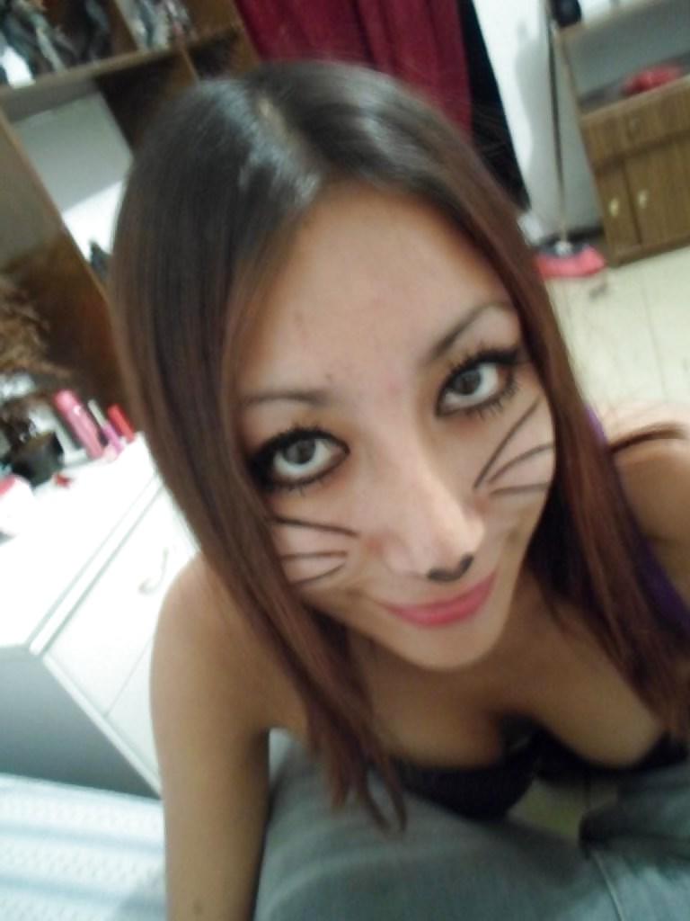 25P Latina submissive