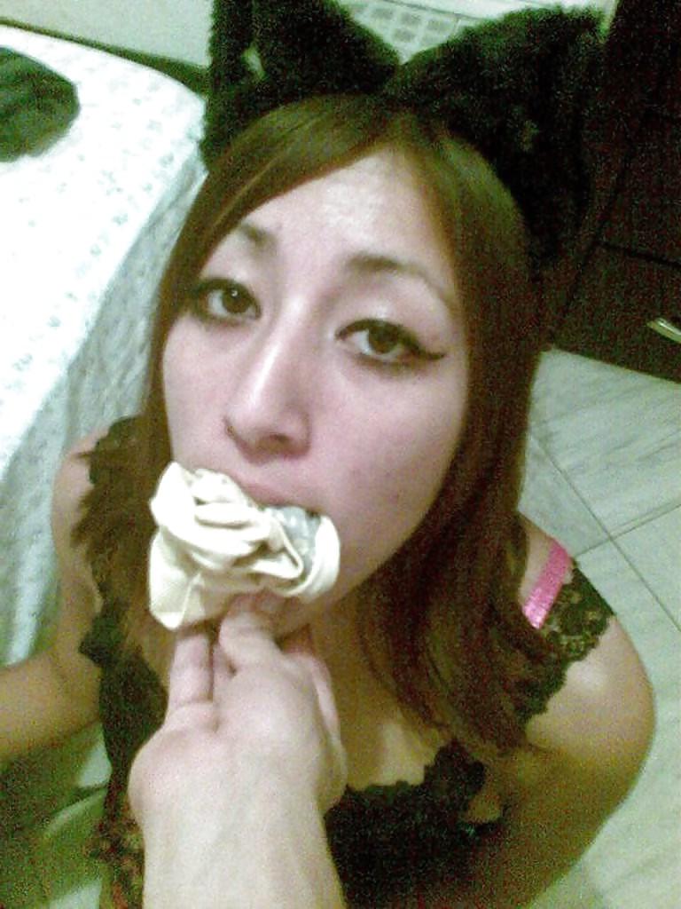 25P Latina submissive