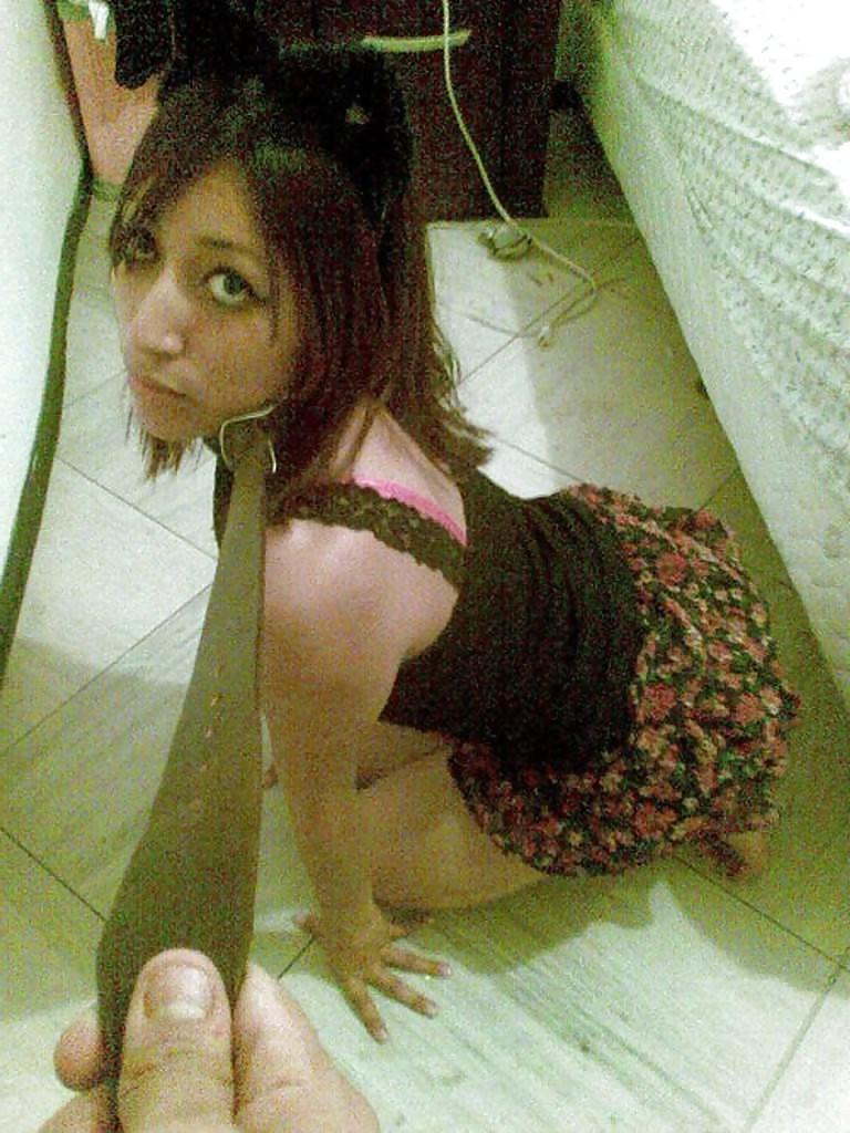 25P Latina submissive
