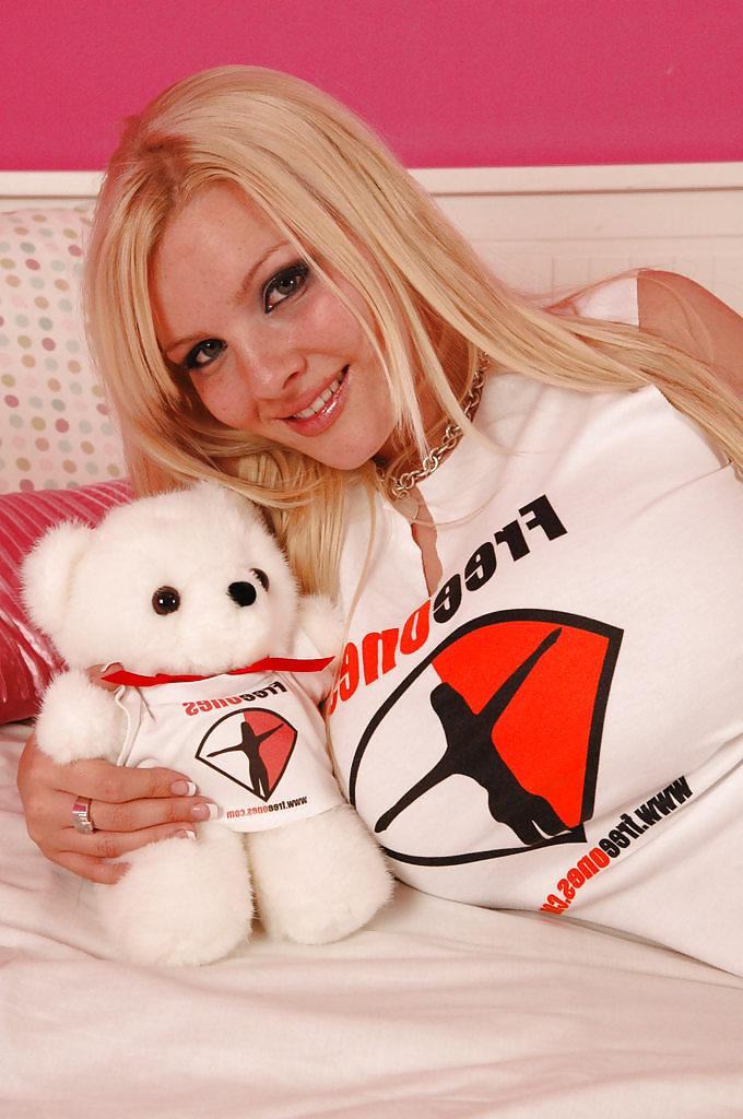 20P T-SHIRT BABE - FAITH
