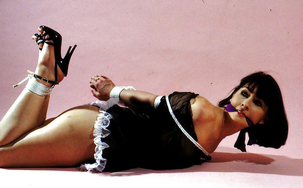 25P BDSM TANYA FOXX