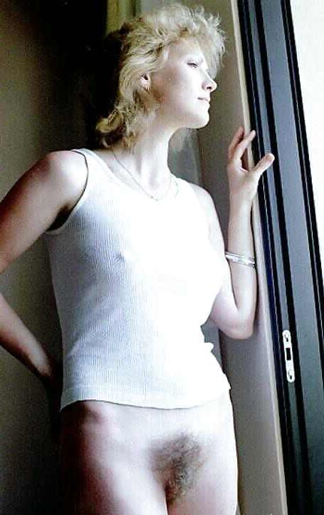 14P Shirt no panties2