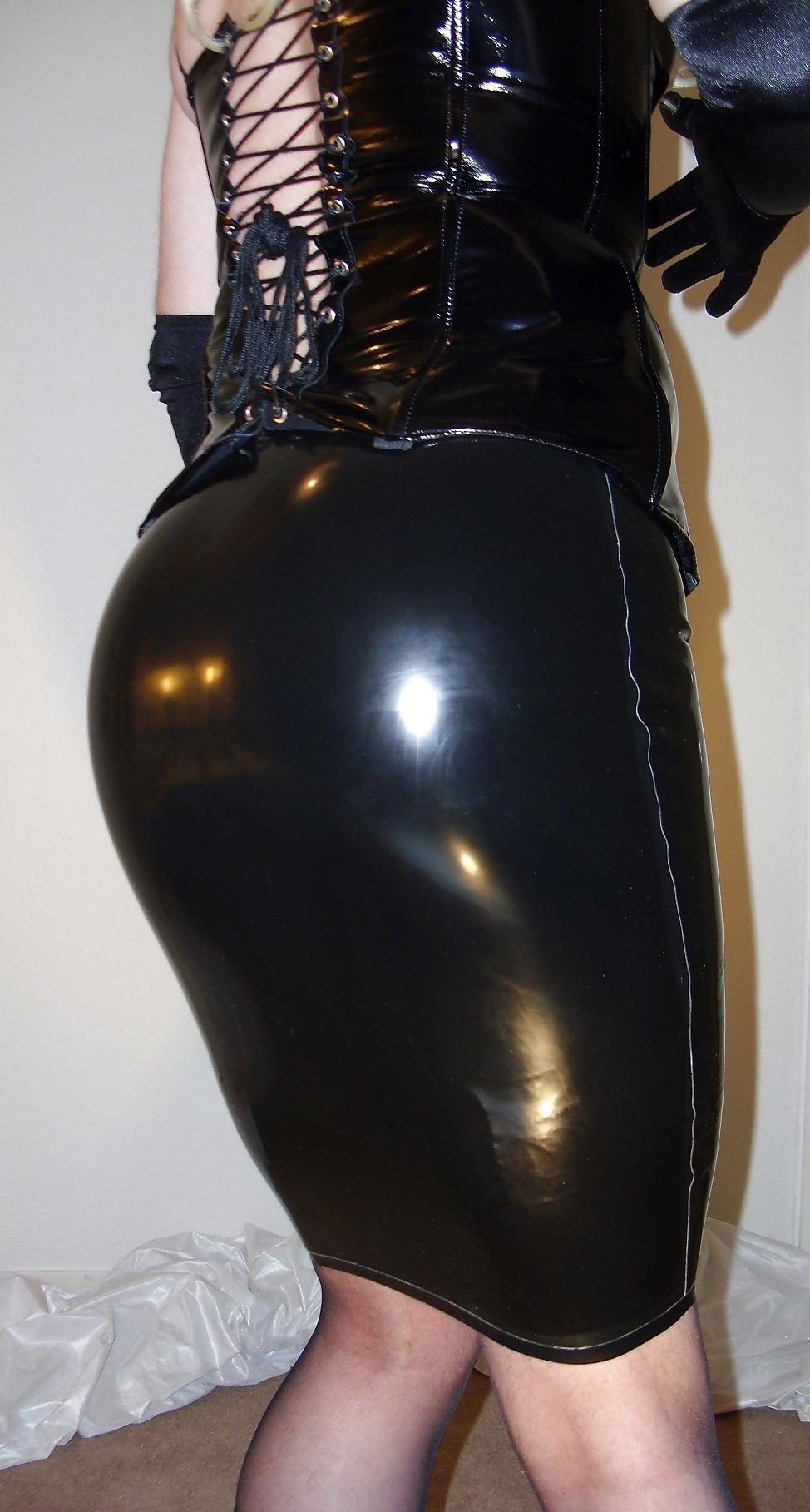 25P Latex joy