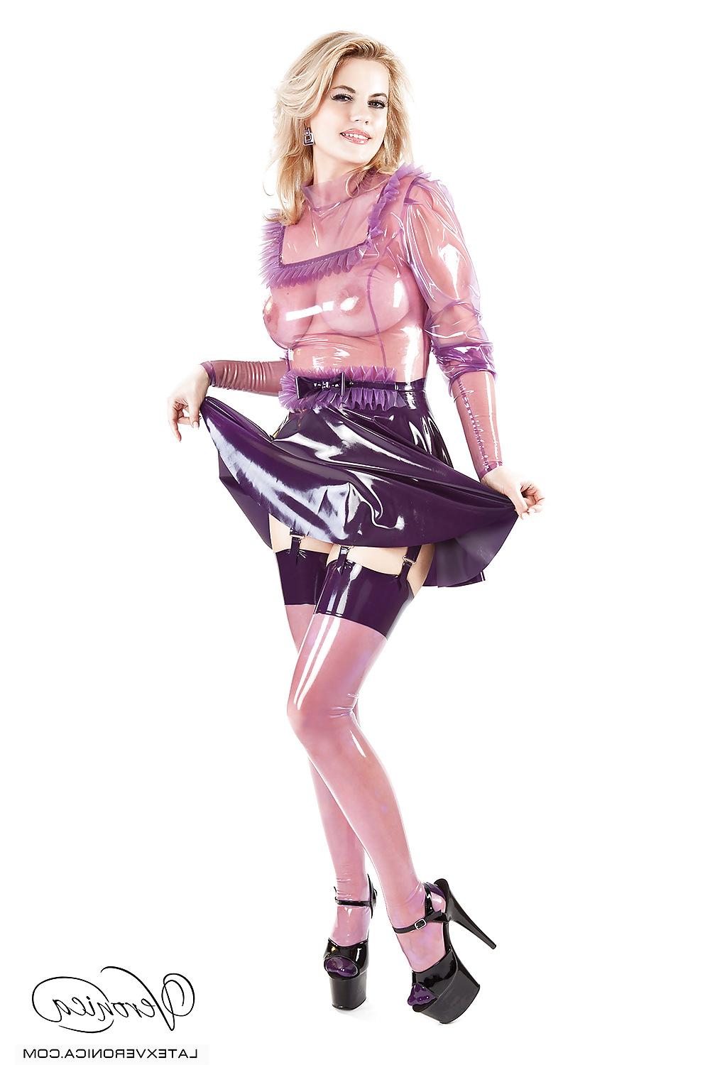 12P Latex n heels