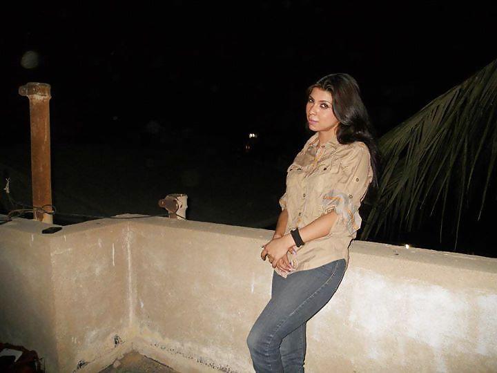 20P Sexxie Paki Chick for Bukkake and Gang Bang