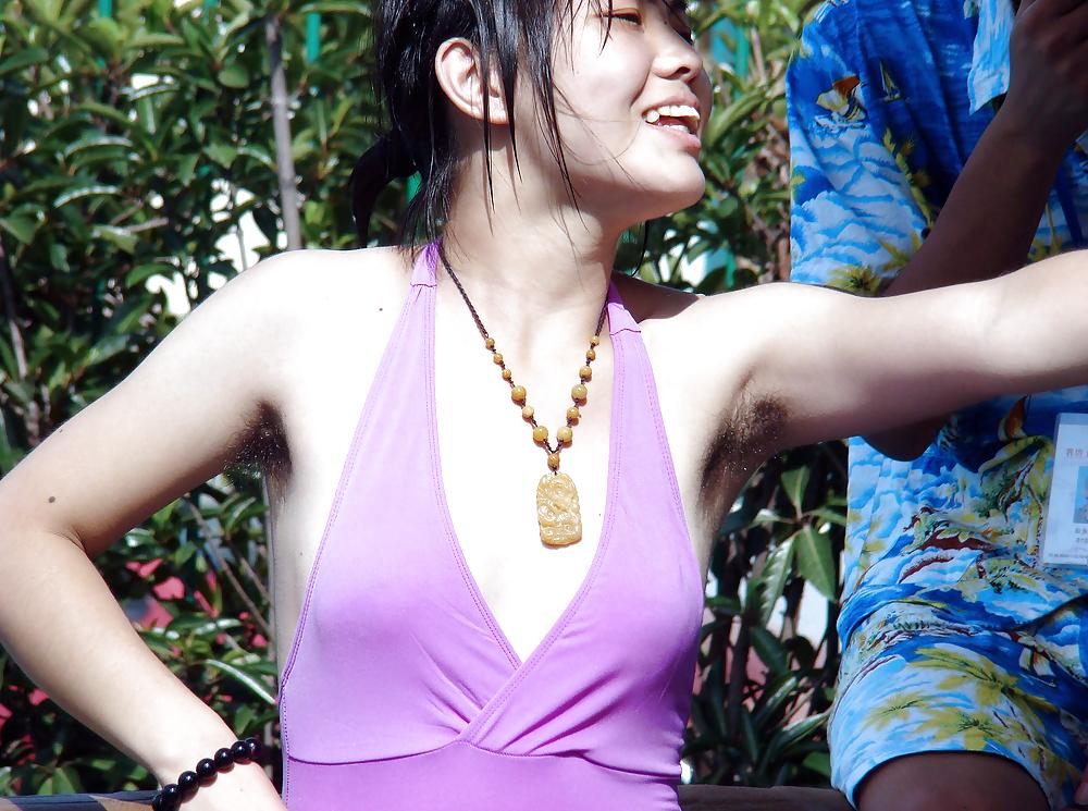 25P My visit to a waterpark (Sexy Asians with Hairy Armpits)