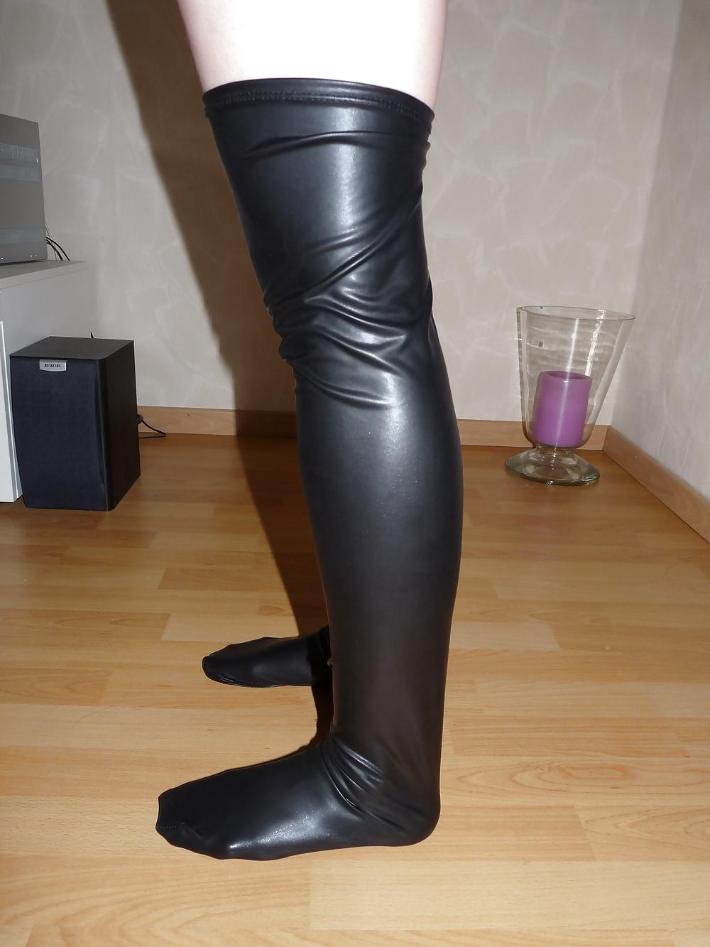 9P Wifes sexy latex leather wetlook shiny stockings
