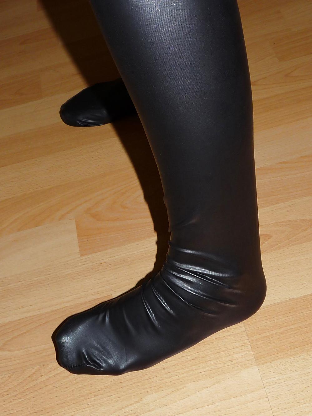 9P Wifes sexy latex leather wetlook shiny stockings