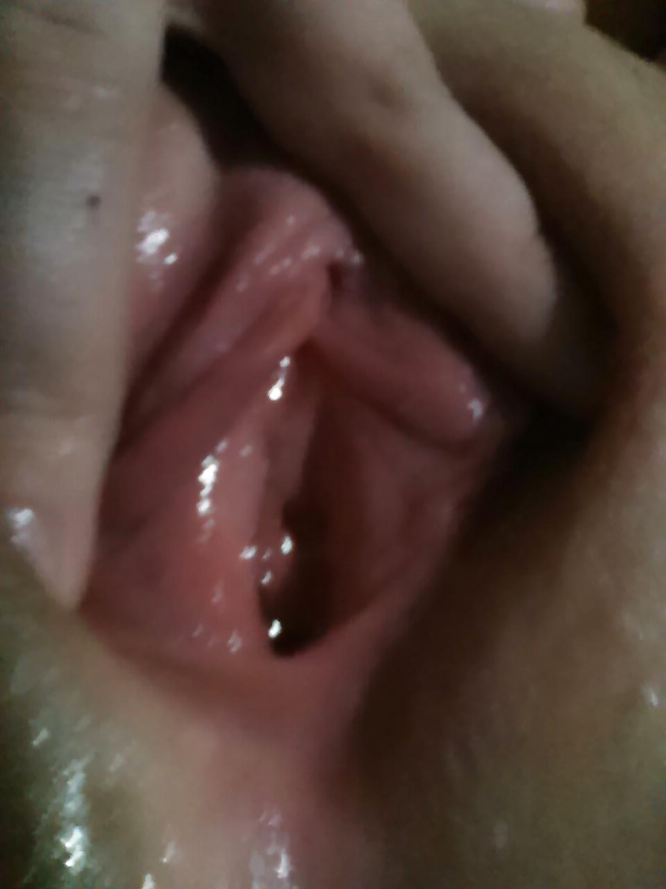 14P Wet pussy
