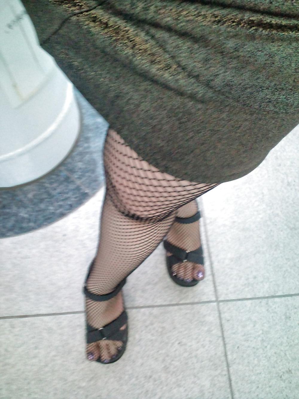 10P YUMYUM IN FISHNET HOSES