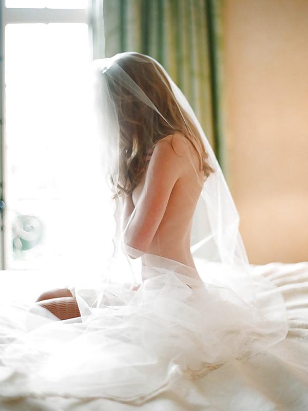 9P Wedding lingerie