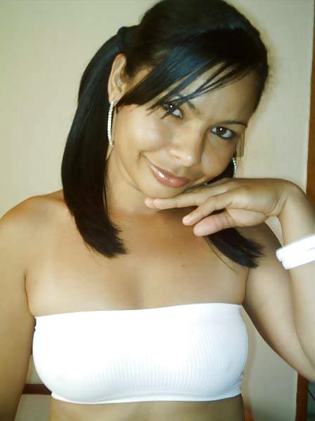 15P LATINA MILFS AND MATURES EDITION VOL.8