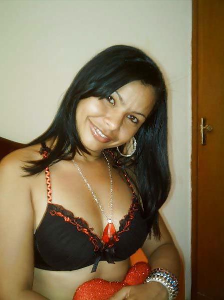 15P LATINA MILFS AND MATURES EDITION VOL.8