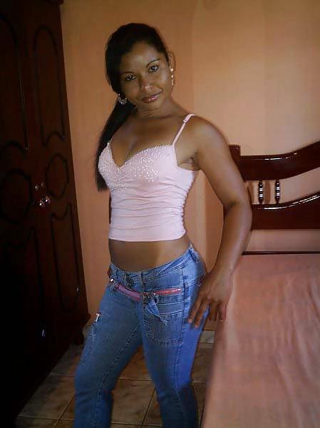 15P LATINA MILFS AND MATURES EDITION VOL.8