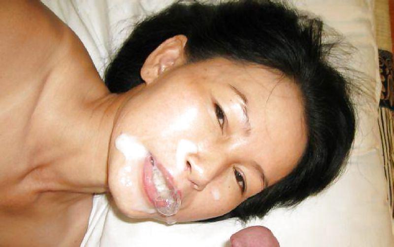 5P Chinese milf sucks white cock