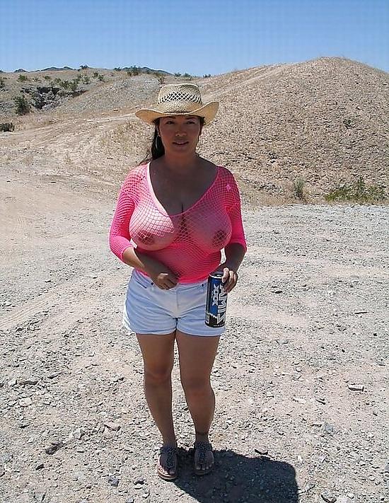25P Big tit latin mama 3