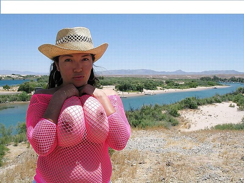 25P Big tit latin mama 3