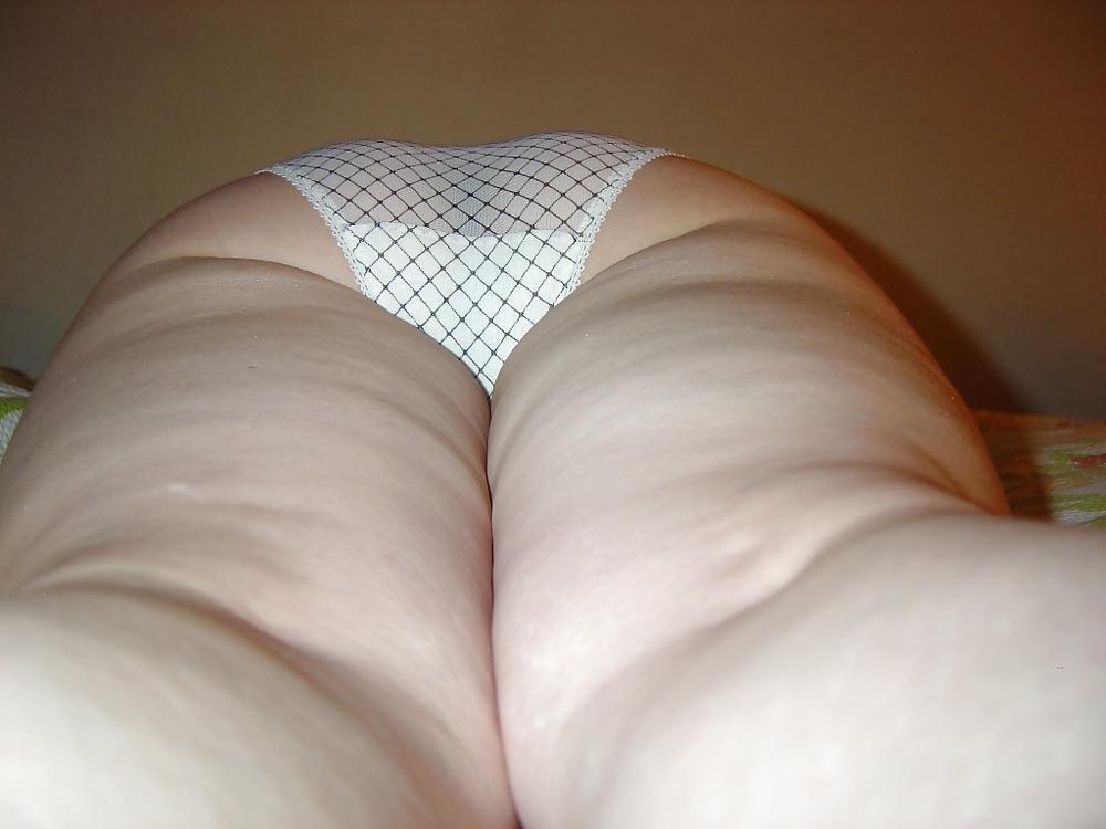 17P Latina wifes thick ass