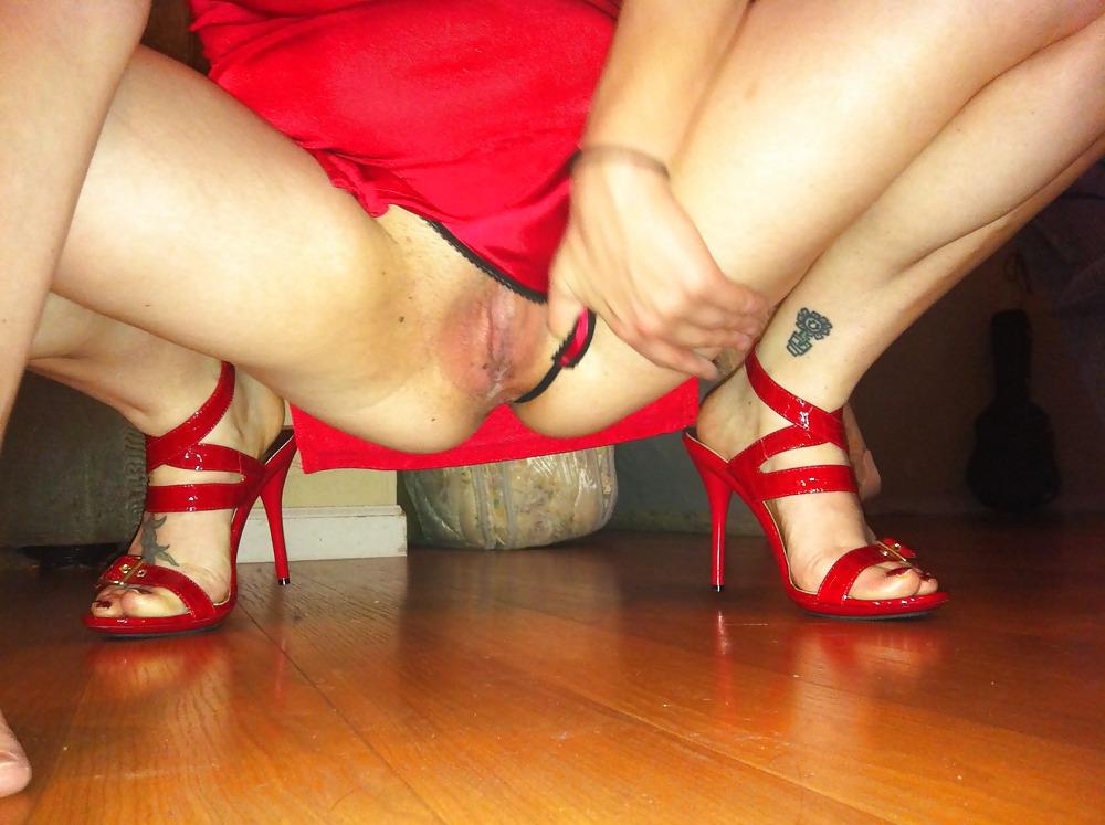 5P Wife in red