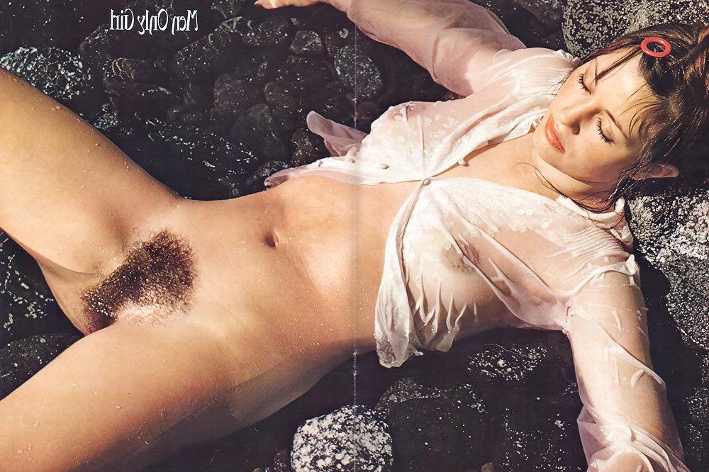 24P SH Retro Ladies-Shirt-No Panties-Hairy Pussy   1