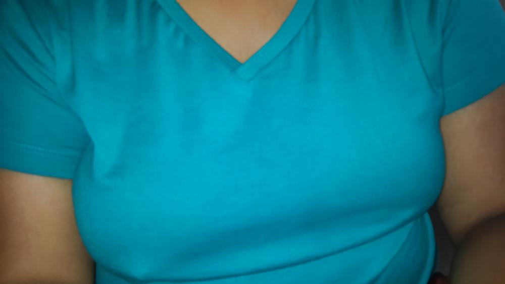 5P She in Tshirt