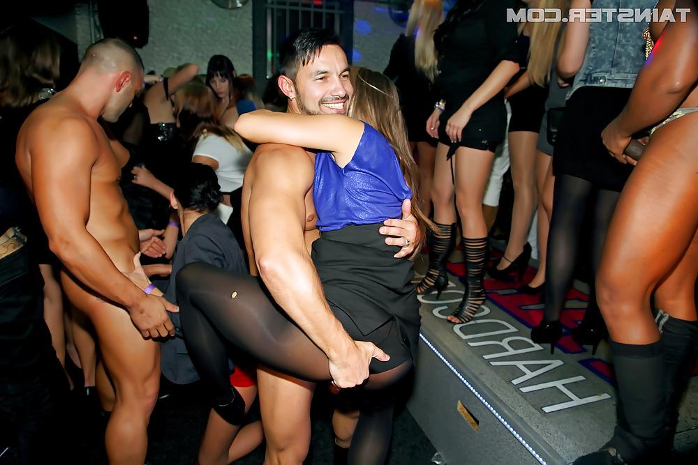13P Party Blonde Girl Upskirt