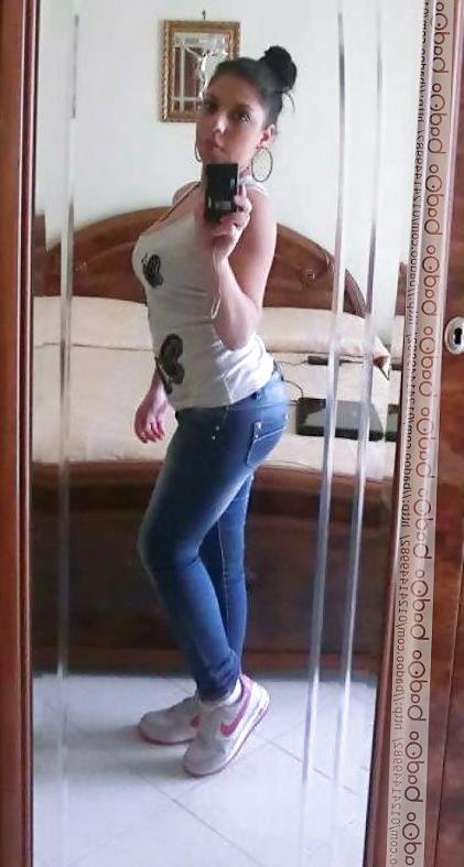 11P Sexy latina from badoo (no nude)