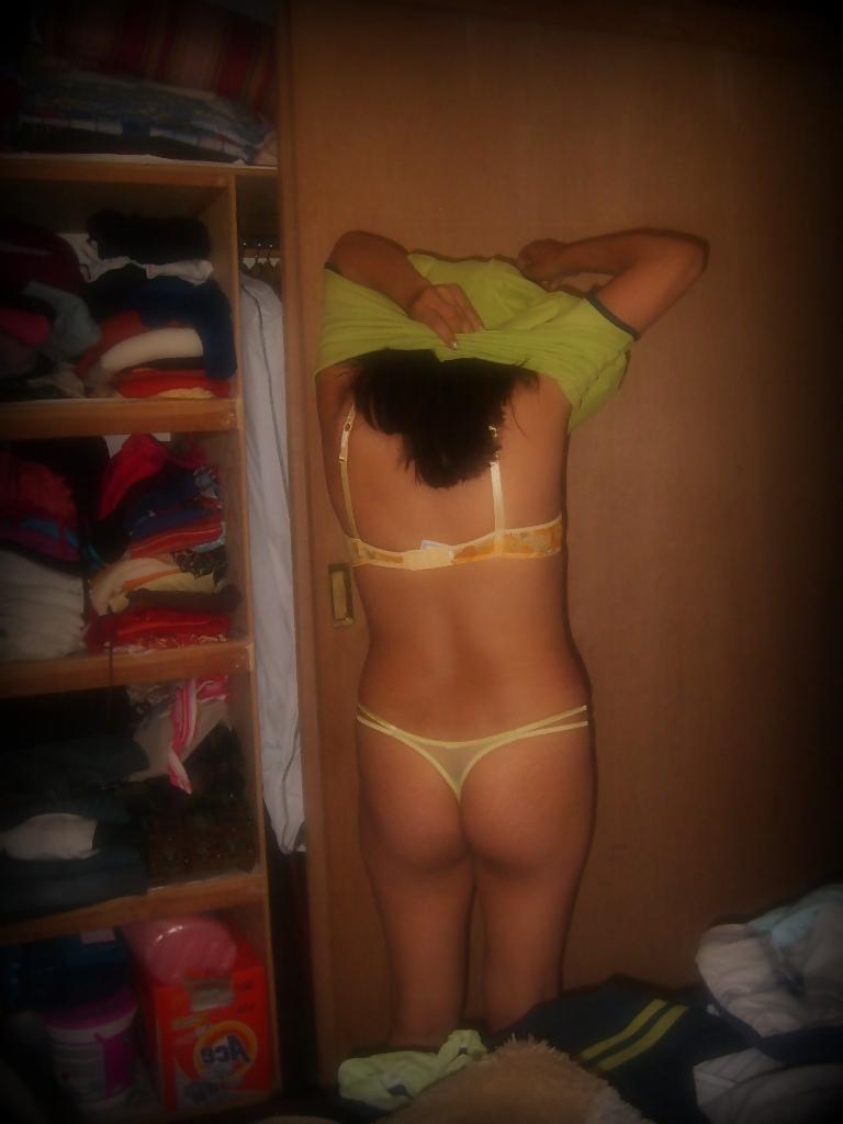 25P Beautiful and sexy latina